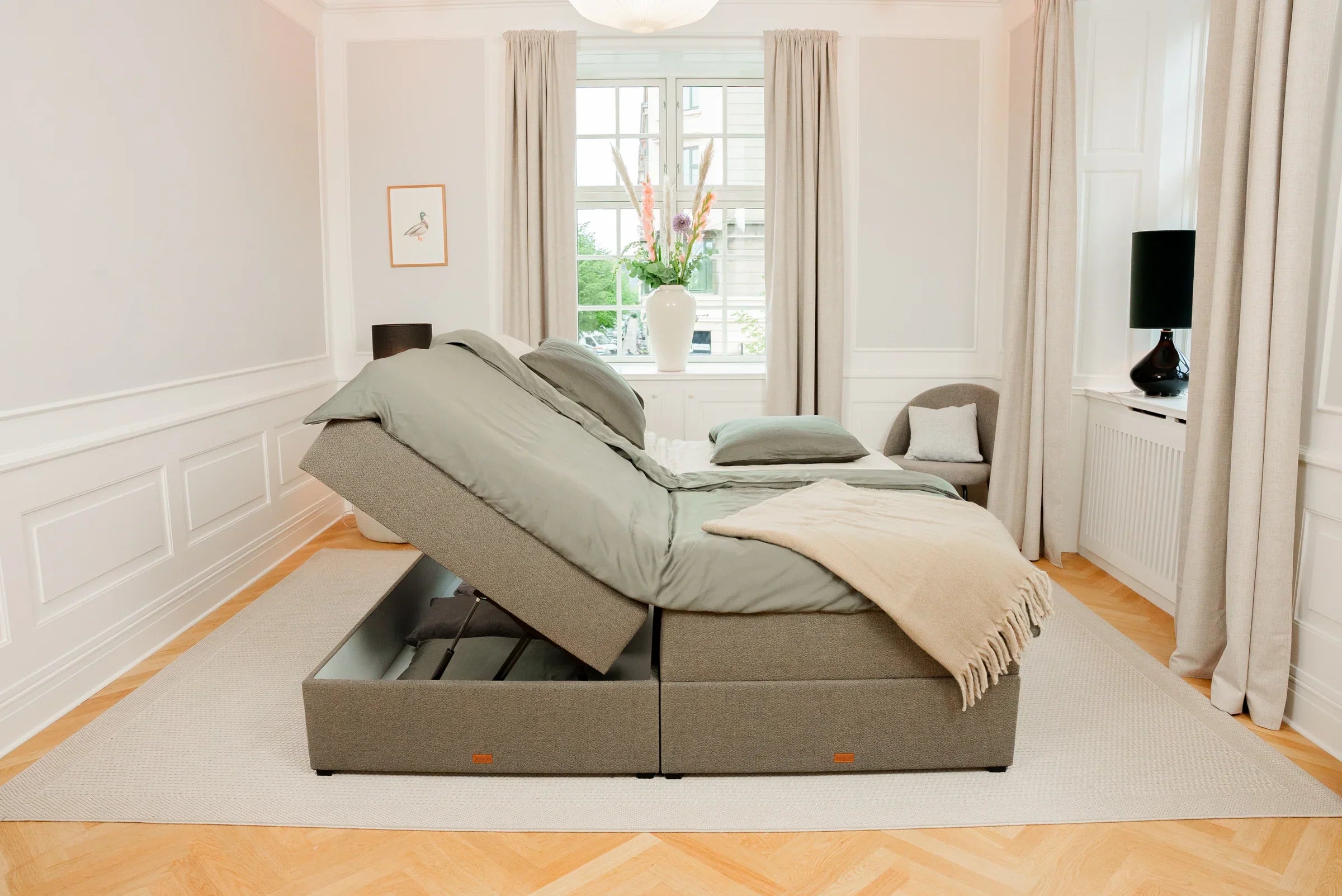 Boxsenge med opbevaring