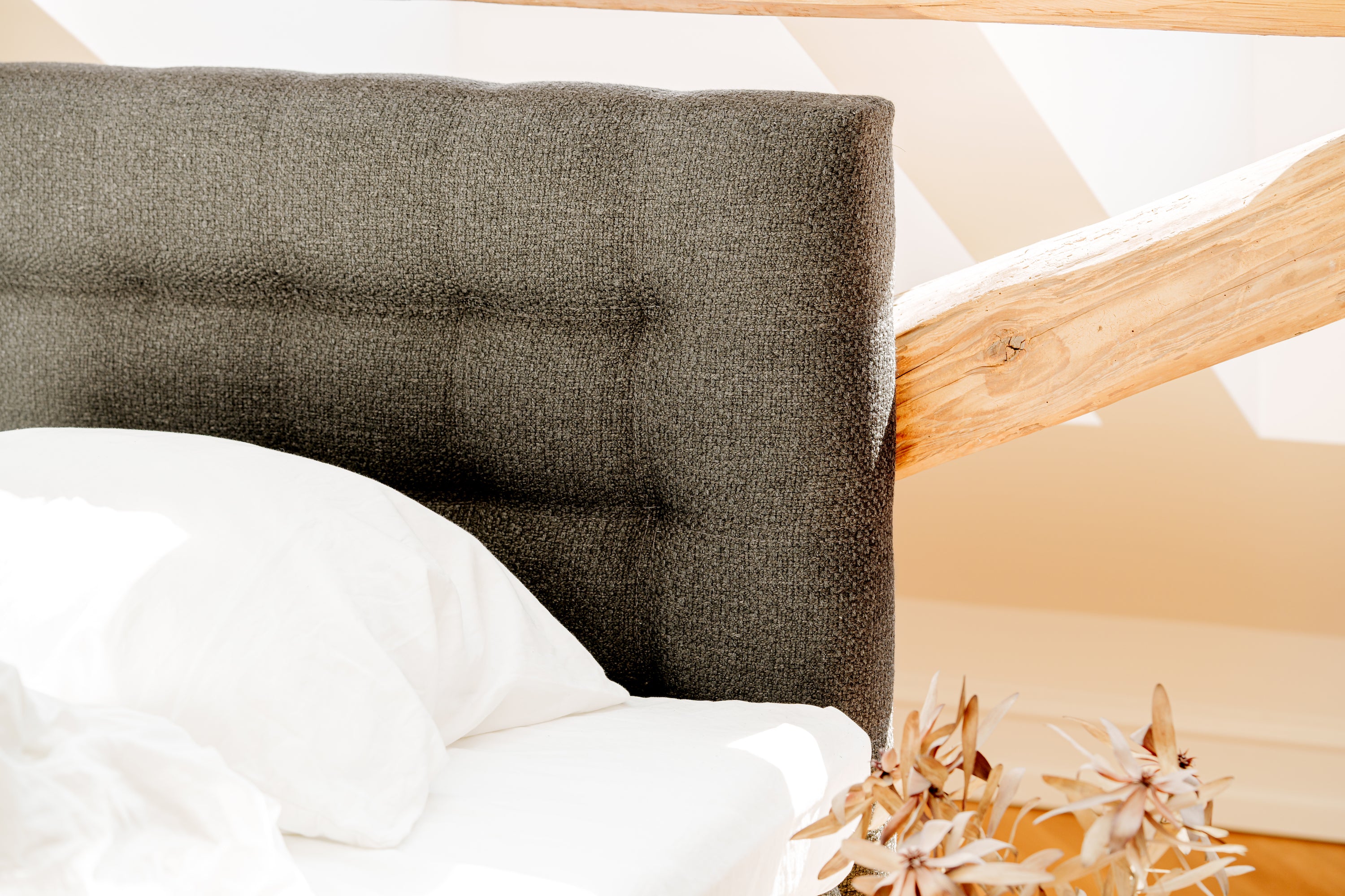 SÖVNN Comfort Kontinentalseng - 160x200 - Sort