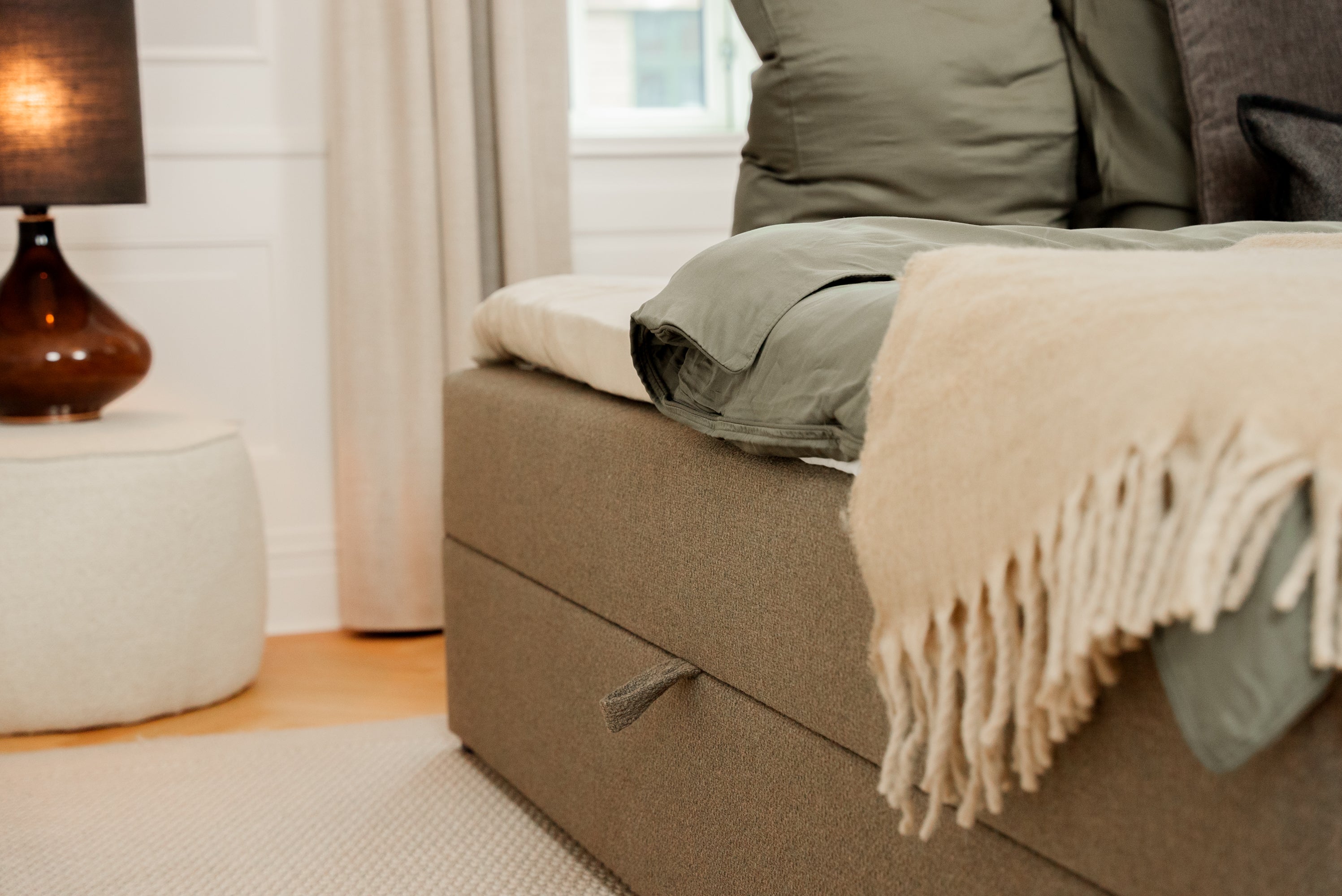 SÖVNN Xtra Boxseng Med Opbevaring - 90x200 - Grå