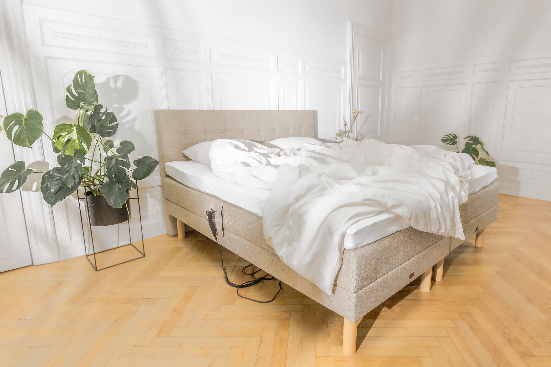 SÖVNN Ella Elevationsseng - 180x200 - Sand